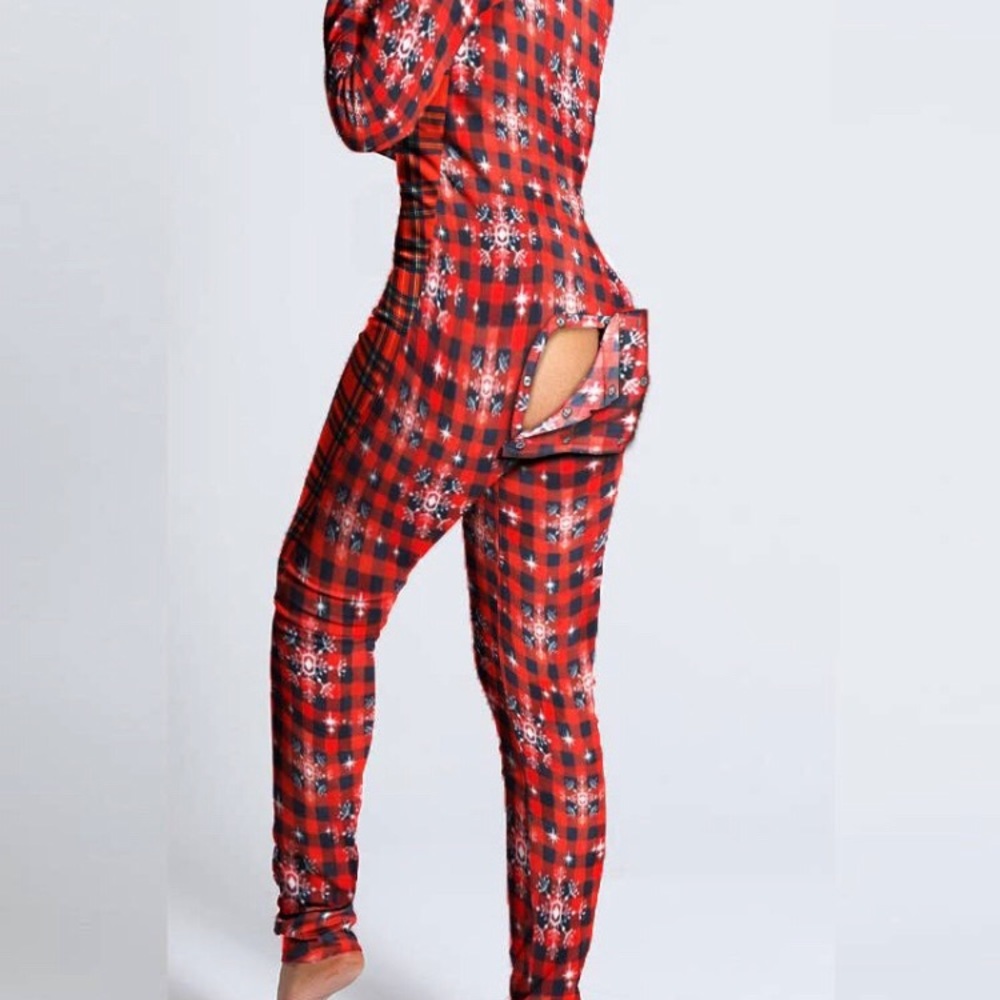 Adult onesie with butt flap